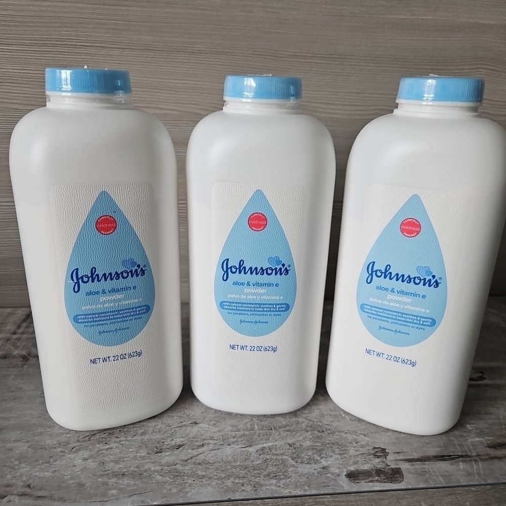 Johnson's Baby Pure Cornstarch Powder - Aloe Vera & Vitamin E - 22 Oz Lot Of -3